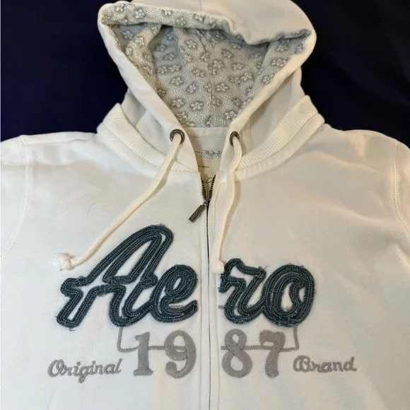 Woman’s Aeropostale White Hoodie - Picture 3 of 6
